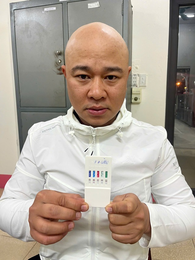 Tạm giam Phạm Anh Cường do dùng dao đuổi công an- Ảnh 1.