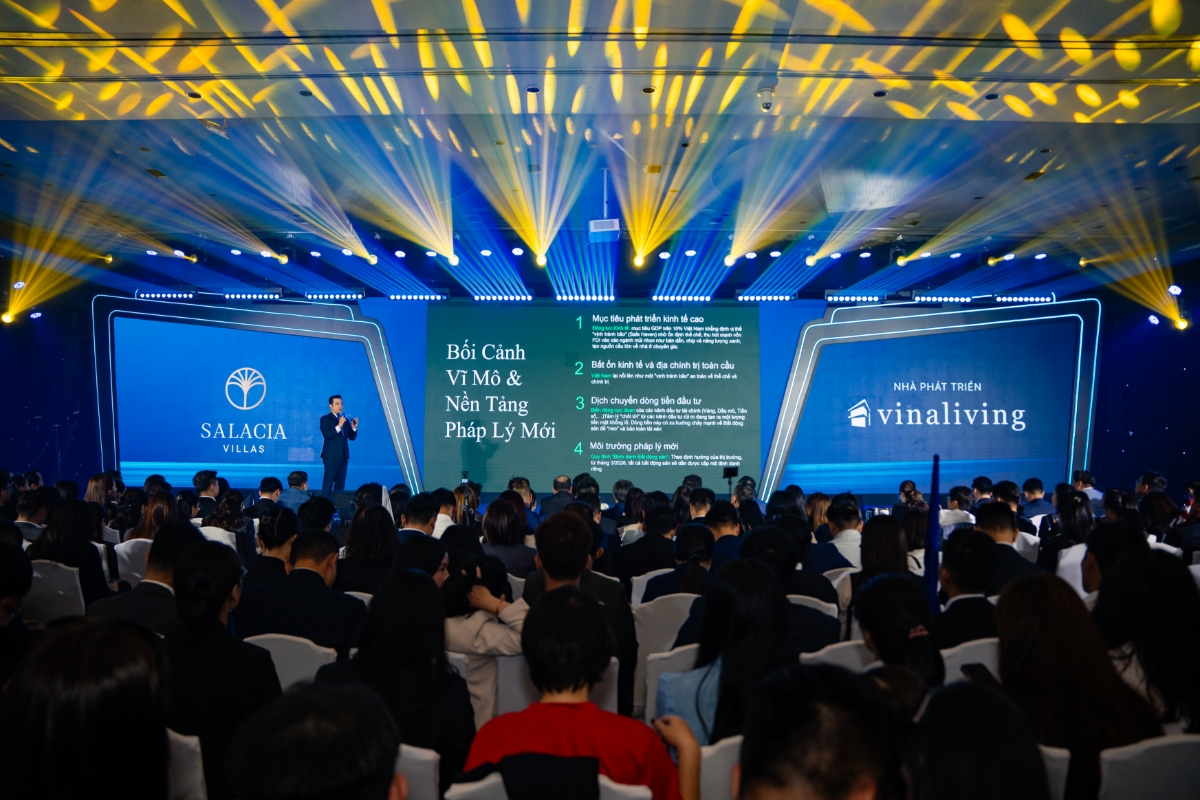 Ông Võ Huỳnh Tuấn Kiệt - Giám đốc bộ phận Tiếp thị Dự án Nhà ở CBRE Việt Nam chia sẻ tại sự kiện. Ảnh: Salacia Villas.